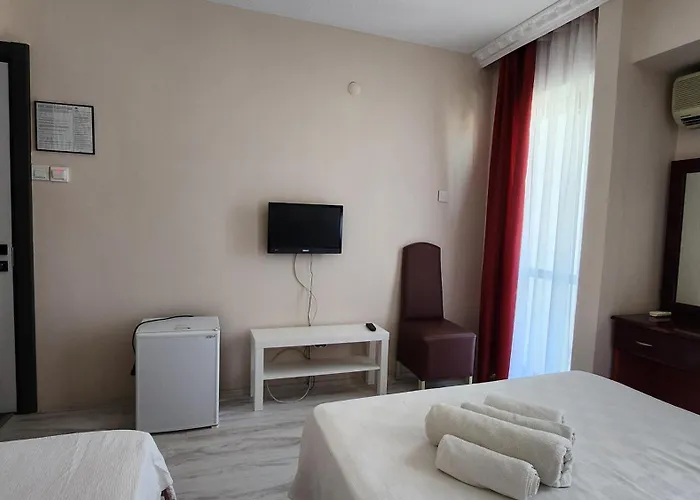 Minay Hotel